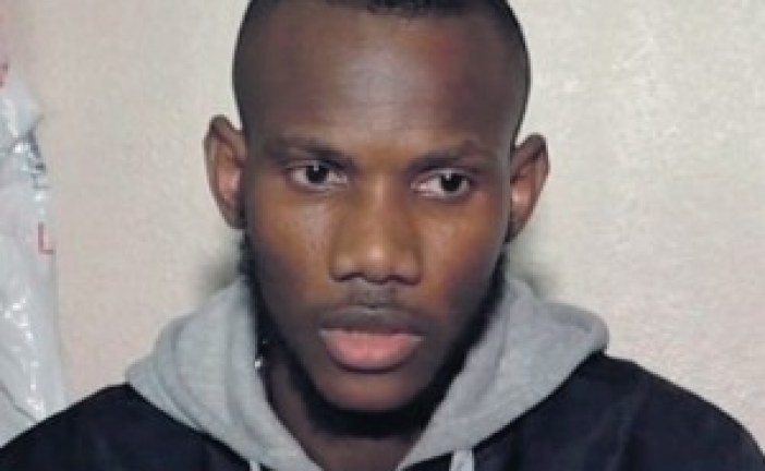 Lassana Bathily, « héros » de la prise d’otage à l’Hyper Cacher, naturalisé français mardi (Cazeneuve)