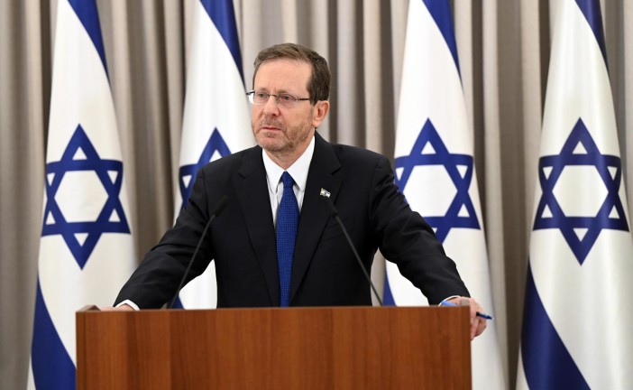 Israël en guerre : Isaac Herzog affirme que le peuple d’Israël est aux côtés de la communauté juive mondiale suite à la montée des actes antisémites