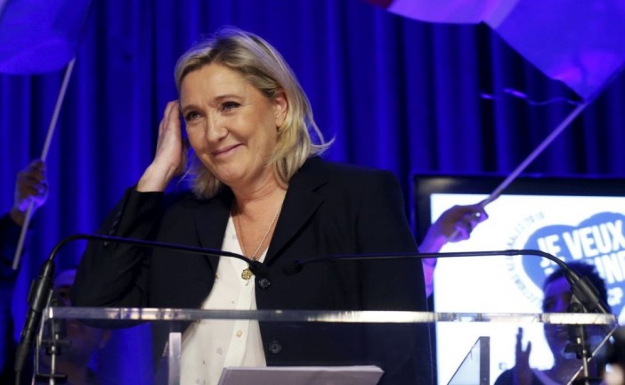 LE FAIT DU JOUR. Le sondage exclusif Odoxa pour notre journal et BFMTV révèle que le FN est le seul parti à progresser réellement depuis les attentats.