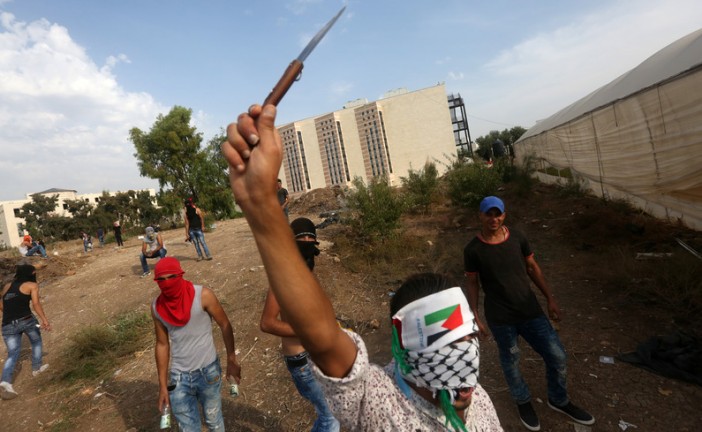 Vidéo: « L’intifada des couteaux »: la nouvelle pièce de théâtre gazaouite jouée par des étudiants.