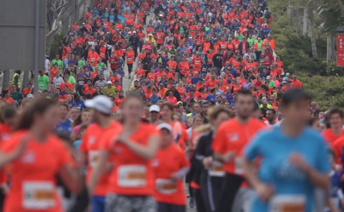 30 000 coureurs et 1 800 policiers pour le marathon de Jérusalem.