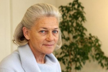 Mode islamique : Elisabeth Badinter appelle les femmes au boycott des marques