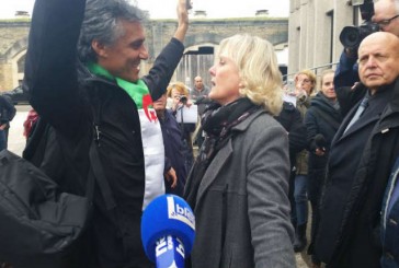 [Video] Nadine Morano empêche Rachid Nekkaz de régler l’amende d’une femme pour le port de la burqa