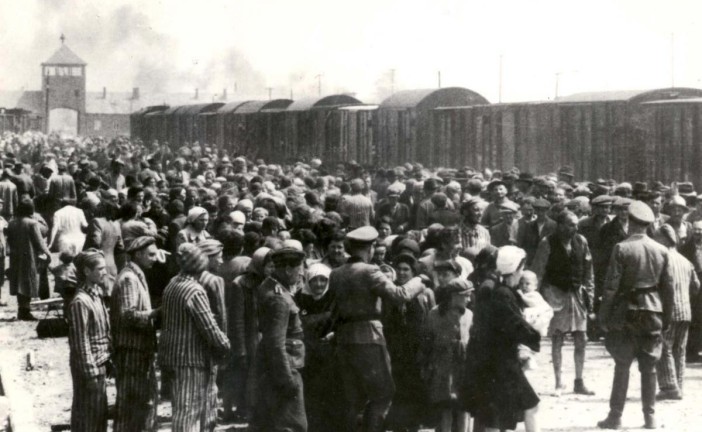 Le ministère israélien des Affaires étrangères fustige une conférence financée par un parti politique allemand qui compare la Shoah à la Nakba